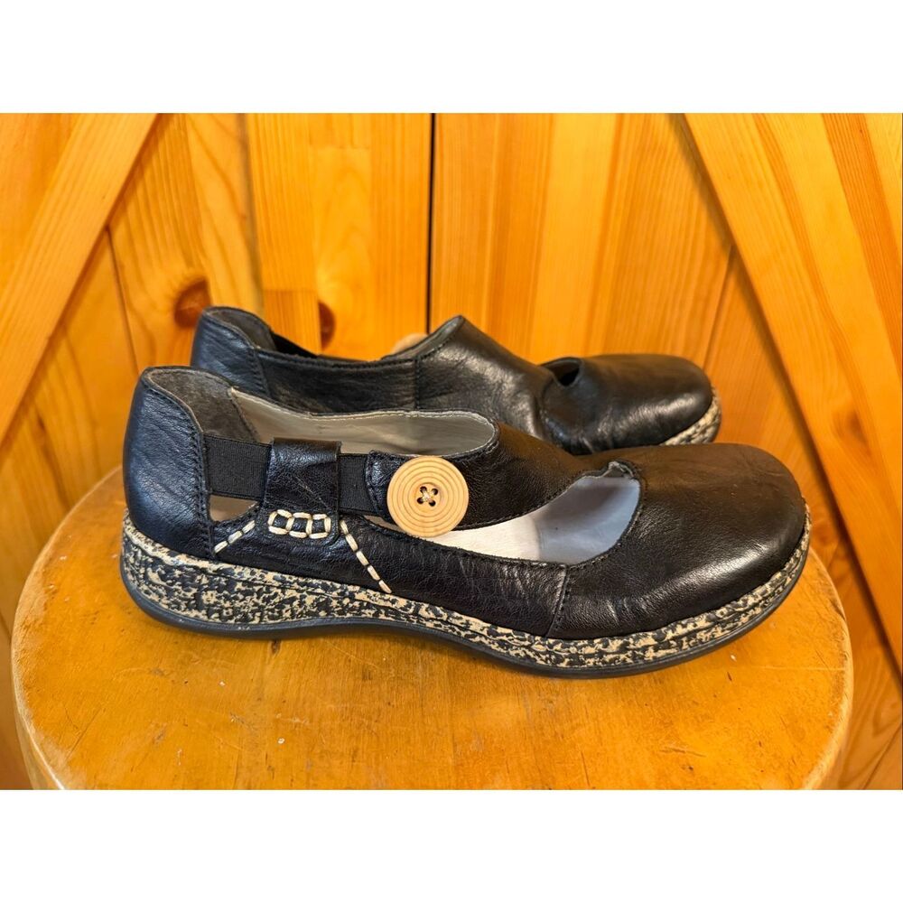 Rieker black leather Mary Jane bar shoes decorative stitching EU 36 US 5.5-6